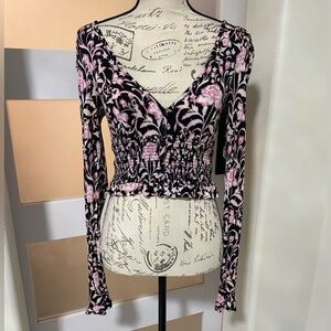 Urban Outfitters Floral Smocked Long Sleeve Crop Top SZ SP EUC